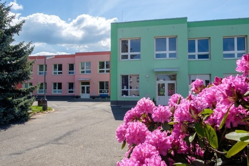 Letní akademie pro rodiče a veřejnost